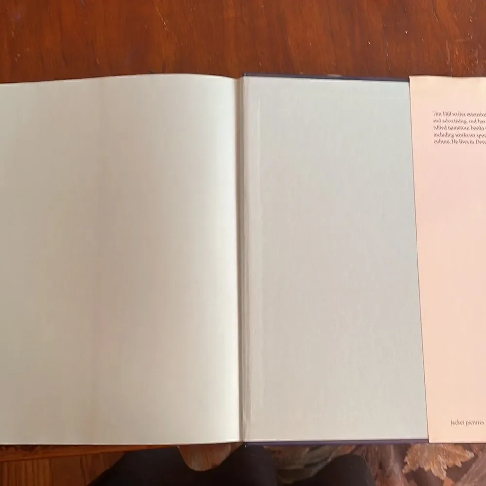 COFFEE TABLE BOOK JFK & JACKIE UNSEEN ARCHIVES